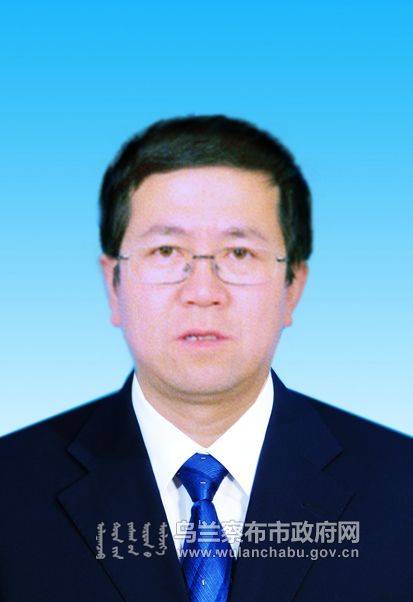 苏东（乌兰察布市商务局副局长）