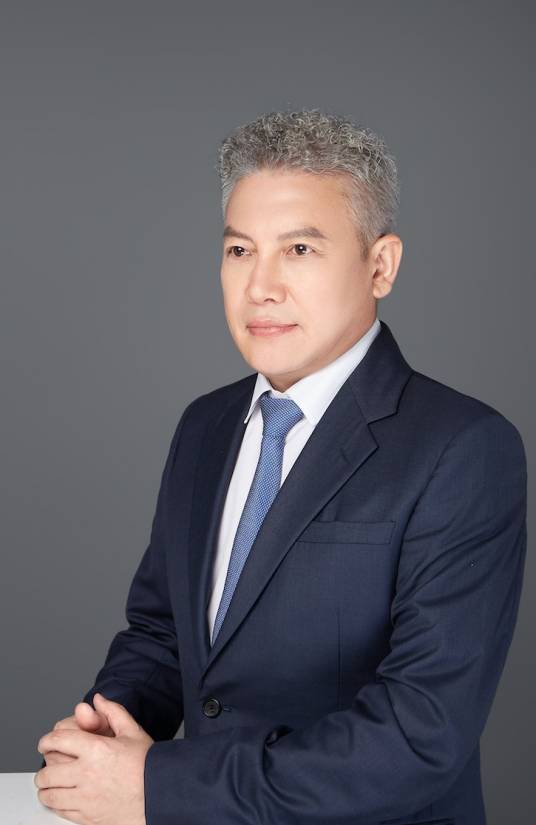 冯翔（九暹酒业董事长）