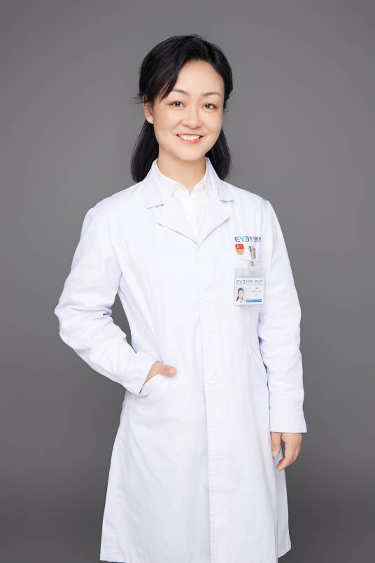 陈春梅（爱尔眼科重庆南坪医院副院长）