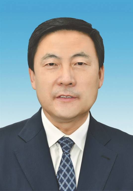 张亚中（黑龙江省政协副主席兼秘书长、党组成员，省委财经委员会办公室主任，省发展和改革委员会主任、党组书记）