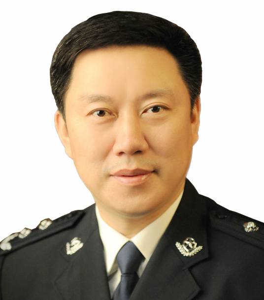 朱俊（公安部长江航运公安局党委书记、局长）