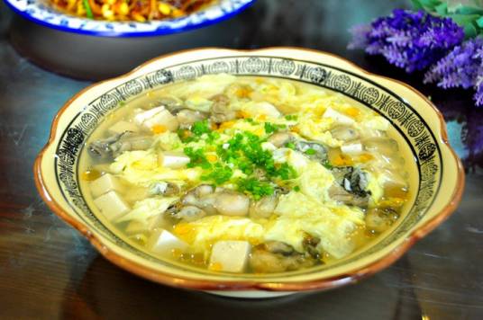 蛎皇炖豆腐