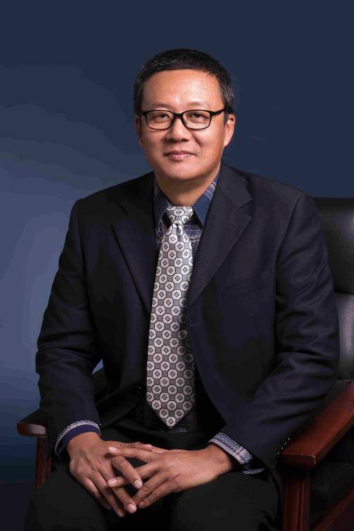 赵彤（青岛科技大学教授）