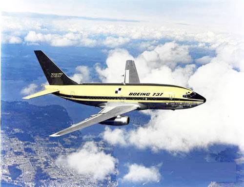 波音737-100