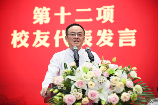 朱建军（苏州市人大常委会委员，江苏名仁律师事务所主任）