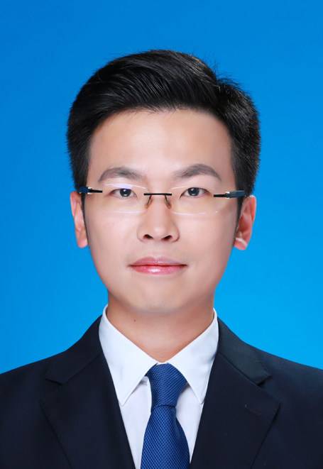刘一（中国社会科学院美国研究所工作人员）