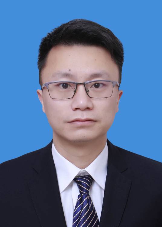 王勉（重庆市黔江区小南海镇党委副书记、镇长）