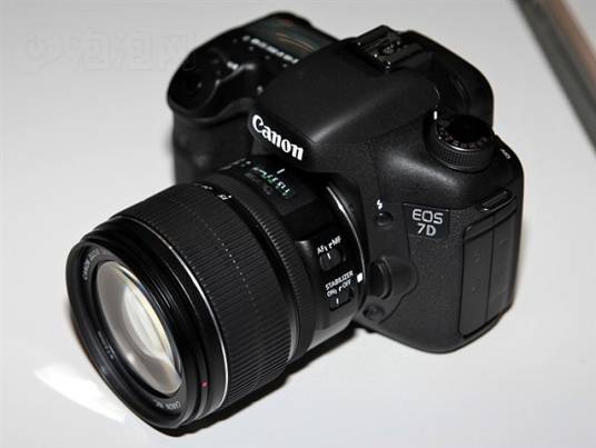佳能 7D套机(15-85mm)
