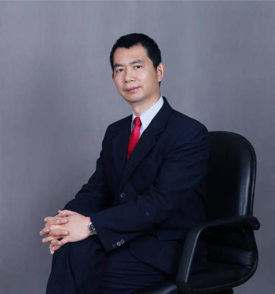 王星（湖北大学文学院教授）