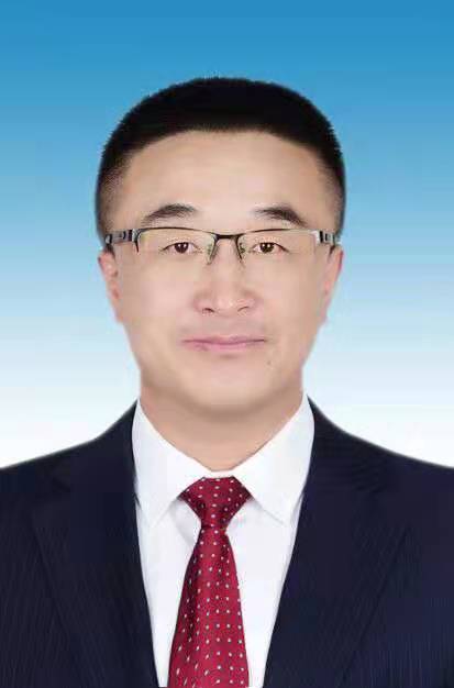 刘春（内蒙古开放大学党委副书记、校长）