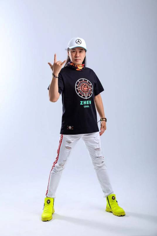 王钦贤（舞蹈老师）