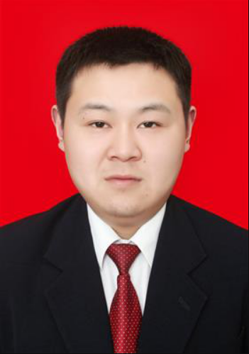 秦刚（重庆市合川区渭沱镇党委副书记、镇长）