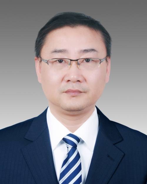 徐航（浙江省宁波市奉化区国有资产管理中心党工委委员、副主任）