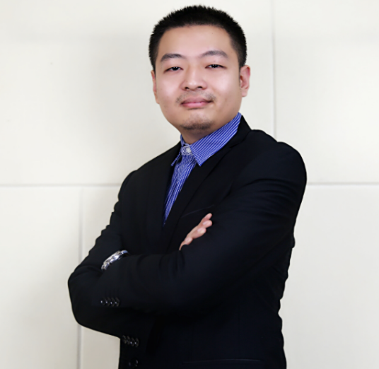胡耀文（清华大学出版社技术编审委员会委员）