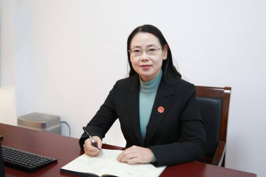 杨虹（贵阳护理职业学院原副院长）