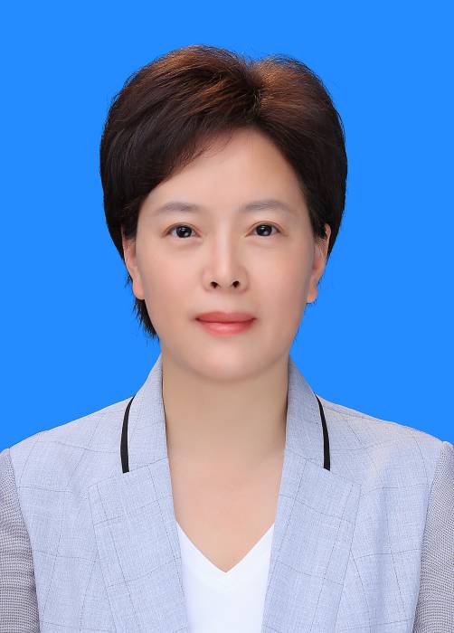 朱莉（四川省德阳市委常委、统战部部长，德阳市总工会第七届委员会主席）