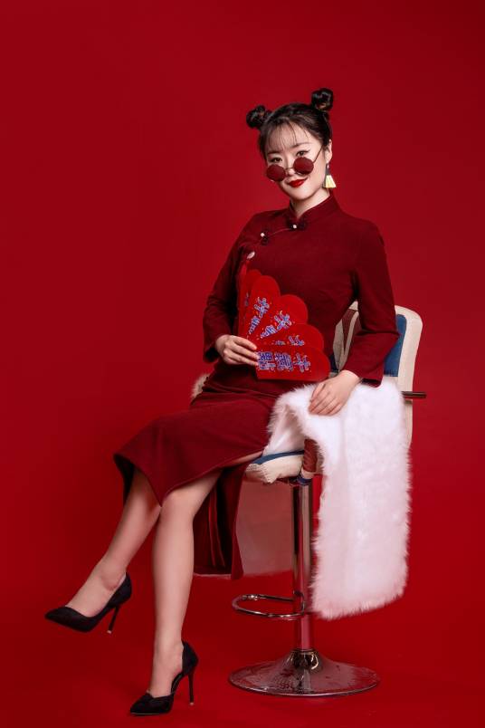 李妮（开心麻花签约演员）