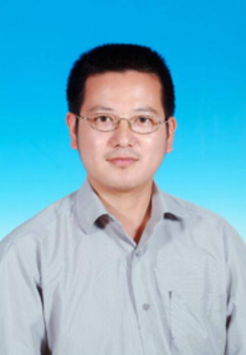 秦岭（南通大学电气学院副教授）