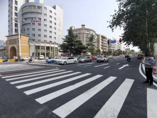 青年路（中国江苏省南通市境内道路）