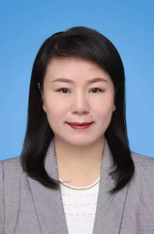 丁芳（宁夏回族自治区残疾人联合会党组成员、副理事长）