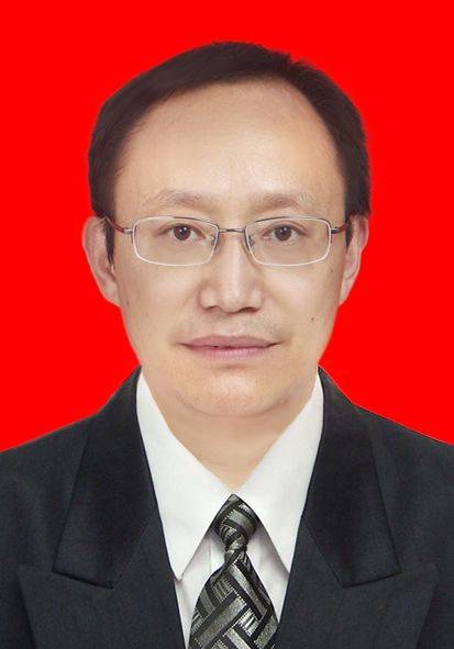 张权（泸州市人大监察和司法委员会副主任委员）