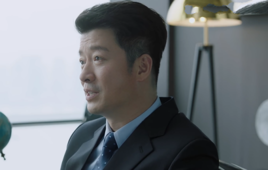 孟凡（都市职场剧中的《正青春》中的男配角）