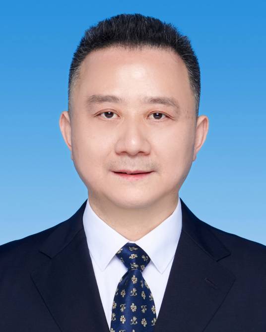 朱俊（湖北省武汉市教育局副局长、党委委员）