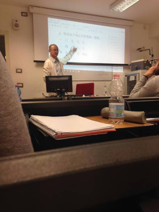 朱辉（云南大学国际学院教师）