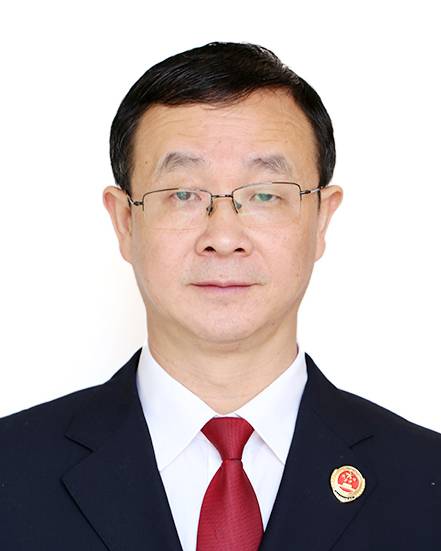 郑志刚（江西省景德镇市人民检察院原副检察长，浮南地区人民检察院原检察长）
