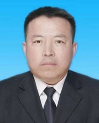 何长江（内蒙古自治区兴安盟科右前旗财政局党组书记、 局长）