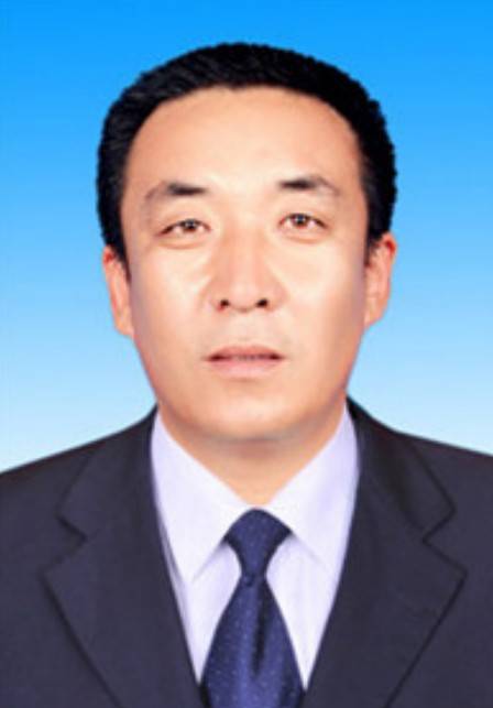 张杰（新疆维吾尔自治区塔城地区额敏县人大党组成员、常委会副主任）
