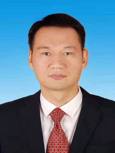 方刚（新疆生产建设兵团卫生健康委员会党组书记）