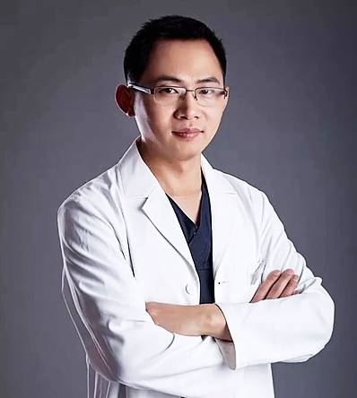 张振生（医生、德倍尔口腔院长）