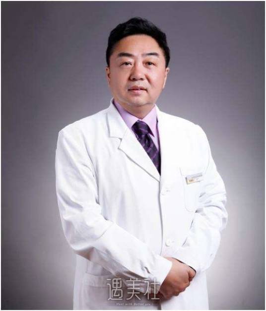 李晓东（北京黄寺医疗美容门诊部医师）