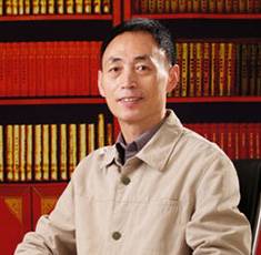 陈国华（北京外国语大学教授）