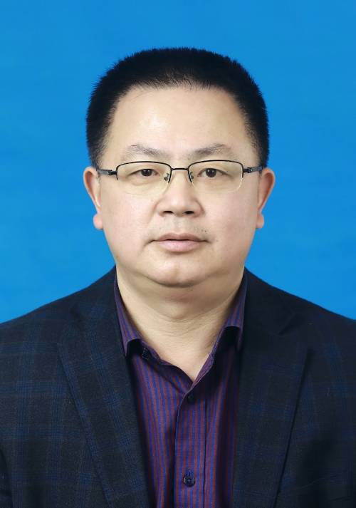 徐志强（浙江省杭州市桐庐县教育局党委副书记）