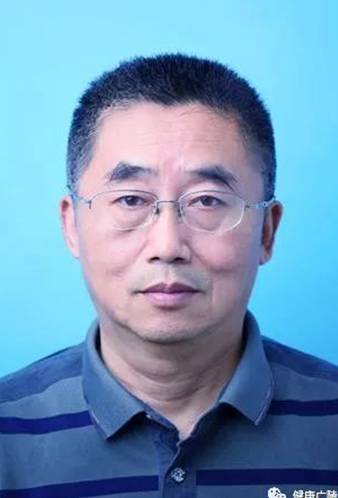 钱颖（扬州市广陵区疾病预防控制中心主任医师）