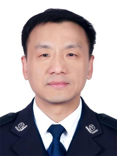 孙延平（山东省泰安市公安局副局长）