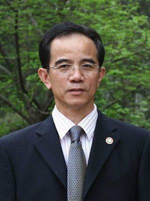 孙逢春(中国工程院院士、新能源汽车专家)