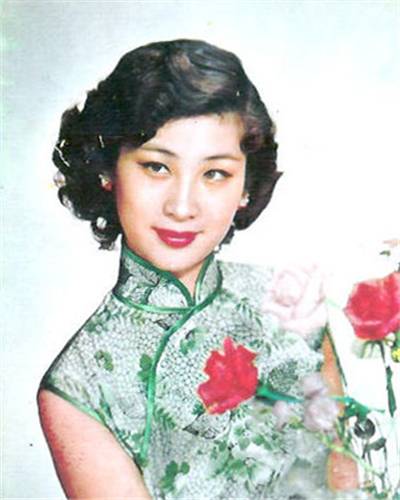 石英(中国香港著名女演员)