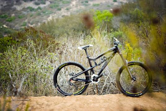 Nomad（世嘉推出的彩屏掌机）