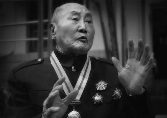 李清海(原浙江省军区后勤部部长)