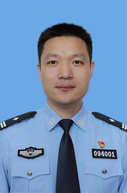 倪亚(江苏省滨海县人民政府副县长)