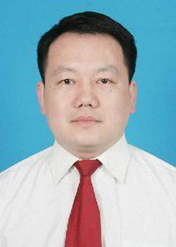 温剑(柳州市委教育工委委员,柳州市教育局党组成员、副局长)