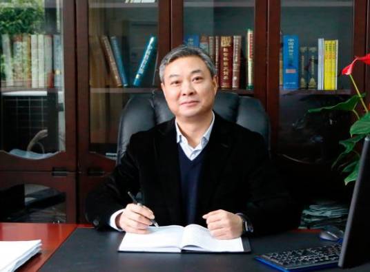 李国军（重庆工商大学党委常委、副校长）