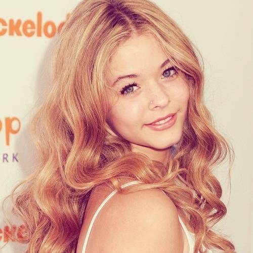 艾莉森·迪劳伦提斯