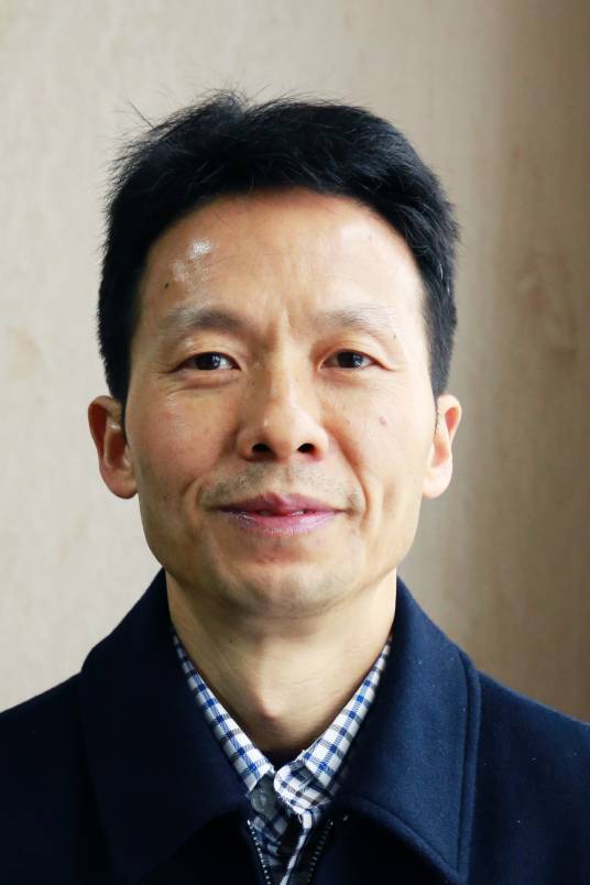 唐军(重庆市潼南区委教育工委委员、区教委副主任)