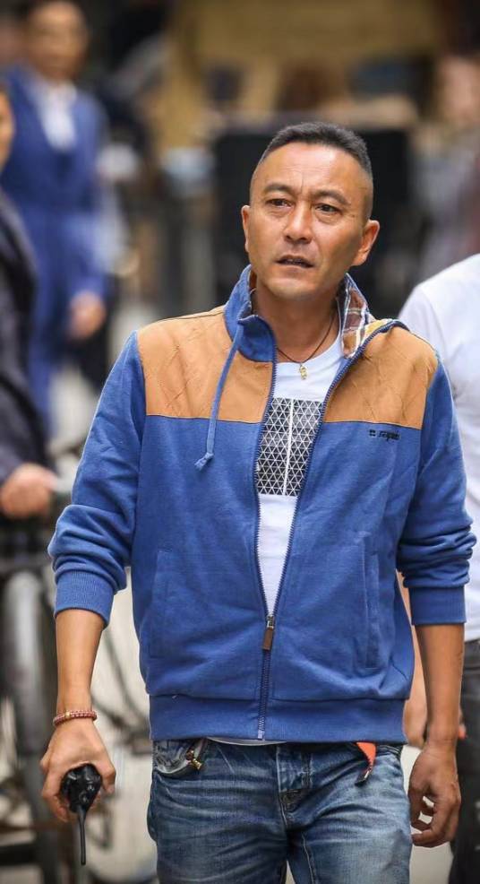 张彤(中国内地男导演)