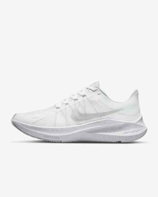 Nike Zoom Winflo 8 女子跑步鞋