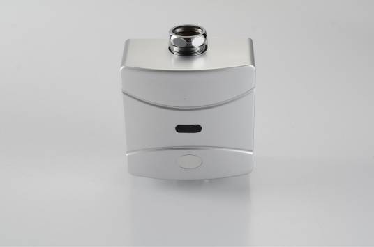 大便感应冲洗阀